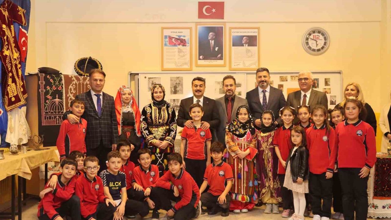 Vali Bekir Aksoy İlkokulunda "Milli Kültürümüz ve Biz" Etkinliği