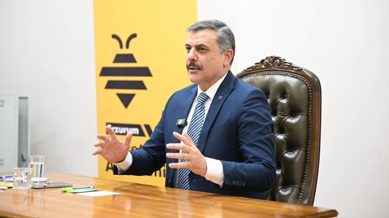 Vali Çiftçi'den Öğretmenlere Değerli Paylaşımlar