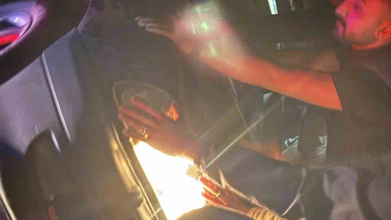 Van Tuşba'da otomobil devrildi: 1 yaralı