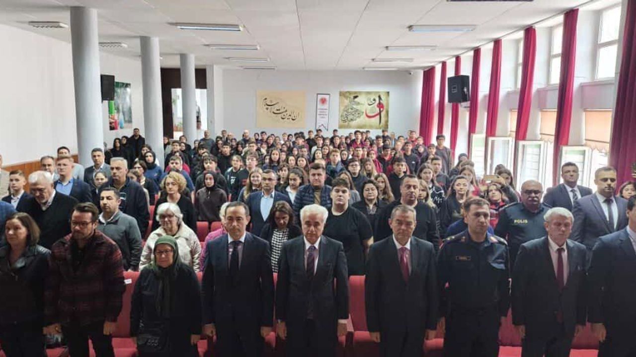 Vatan ve Kahraman Buluşmaları Lüleburgaz'da gençlere kahramanlık hikâyelerini taşıdı