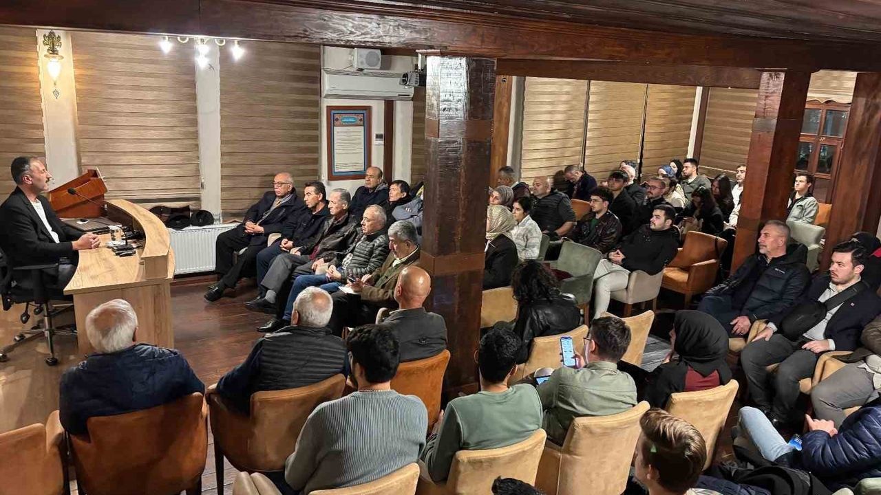 Yapay Zeka Gölgesinde Gelecek Tasavvuru — Doç. Dr. Özer Çelik Eskişehir Türk Ocağı'nda