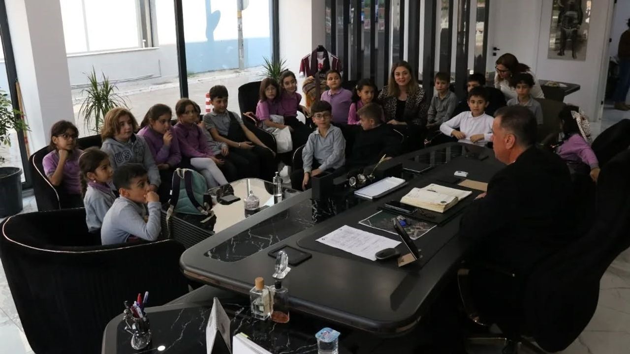 Yenipazar Belediye Başkanı Ercan, Öğrencilerle Buluştu