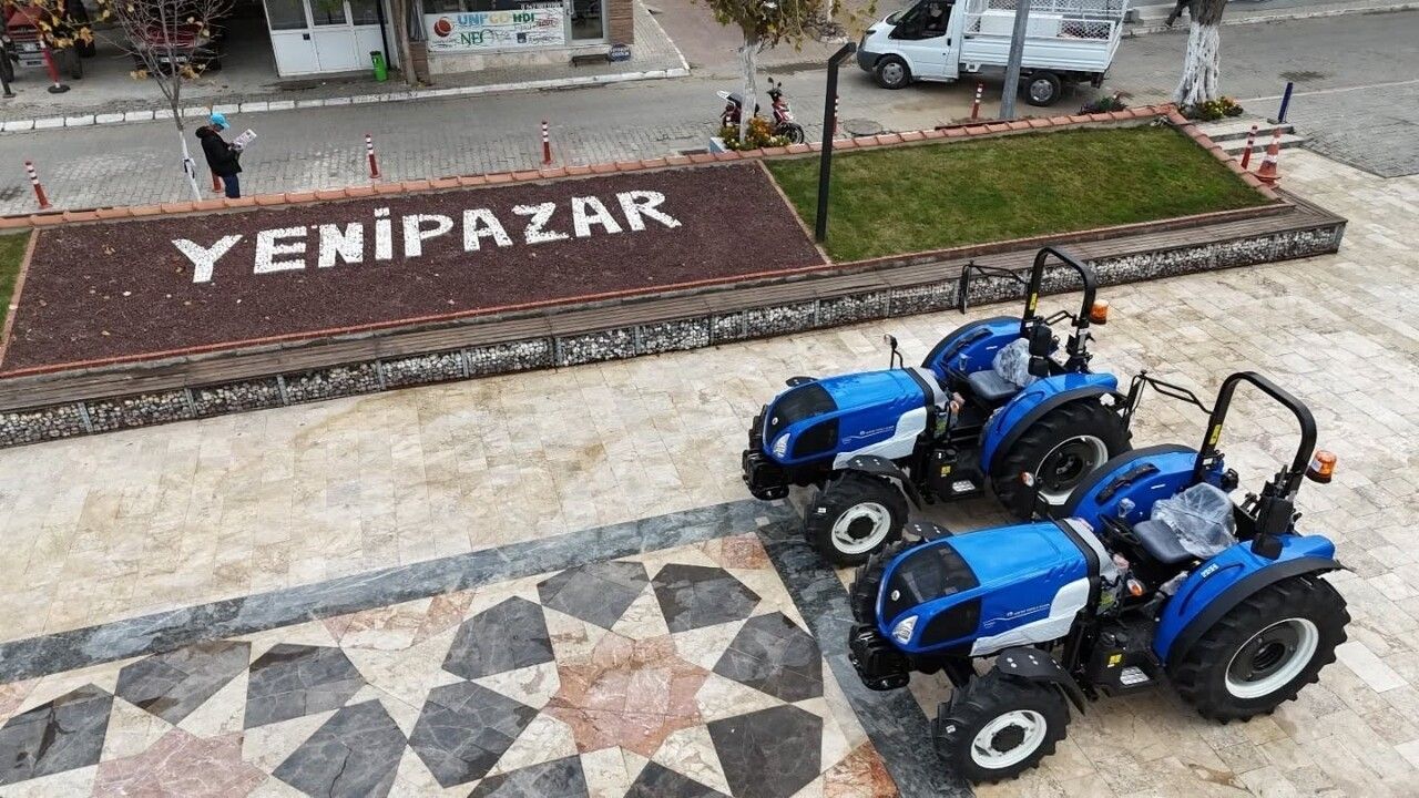 Yenipazar Belediyesi iki yeni traktörle hizmet kapasitesini artırdı
