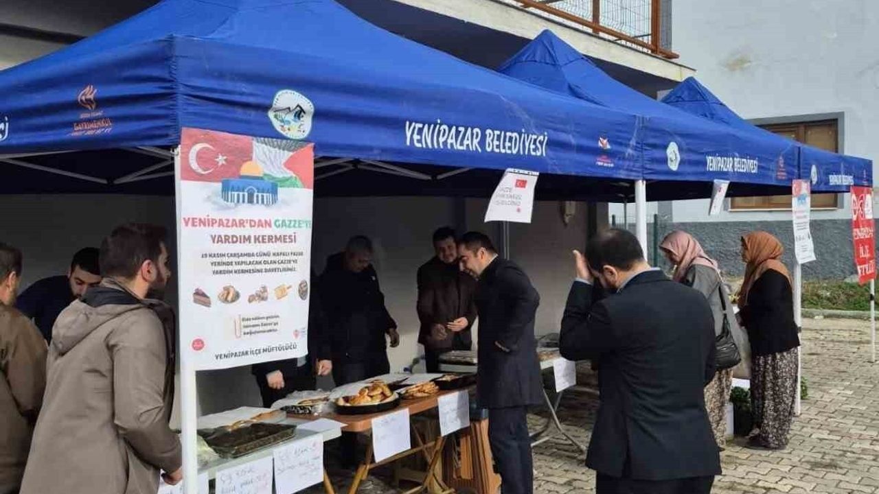 Yenipazar'da Gazze İçin Hayır Çarşısı