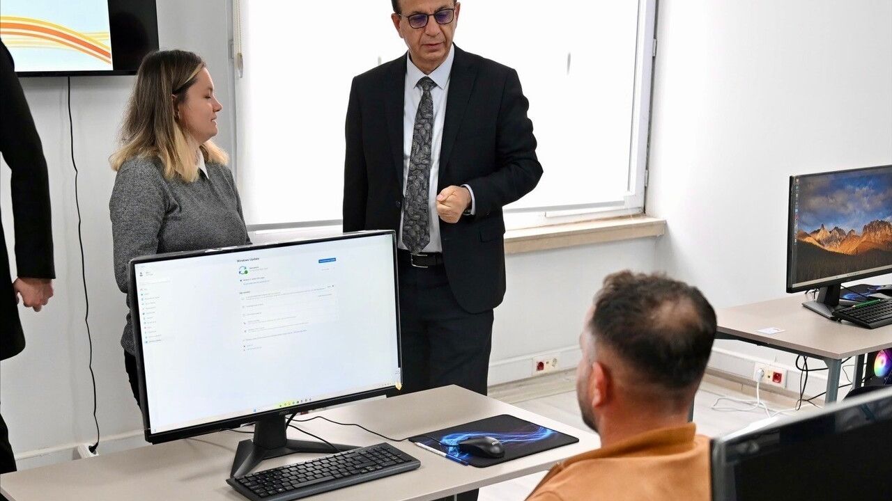 Yeşilyurt’ta 12 milyon TL’lik Meslek Edindirme Akademisi tamamlandı