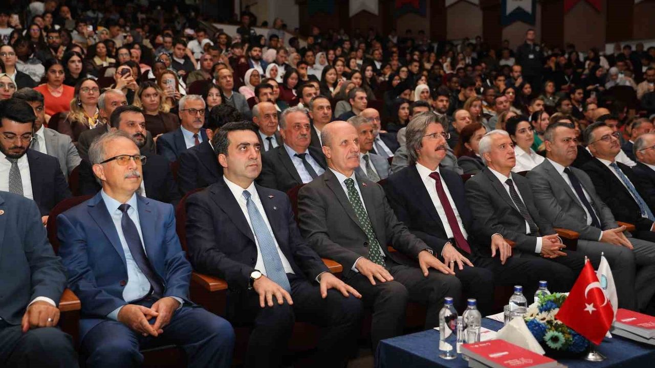 YÖK Başkanı Özvar: Yükseköğretim Kalite Kurulu'na ESG kapsamında sınır ötesi akreditasyon yetkisi