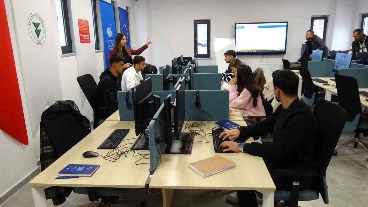 Yozgat'ta Dijital Gençlik Merkezi Açıldı