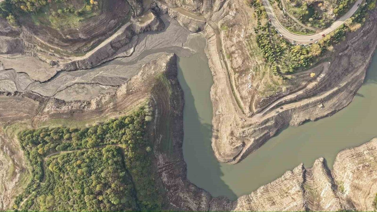 Yuvacık Barajı'nda Su Seviyesi Kritik Düzeyde: Yüzde 11