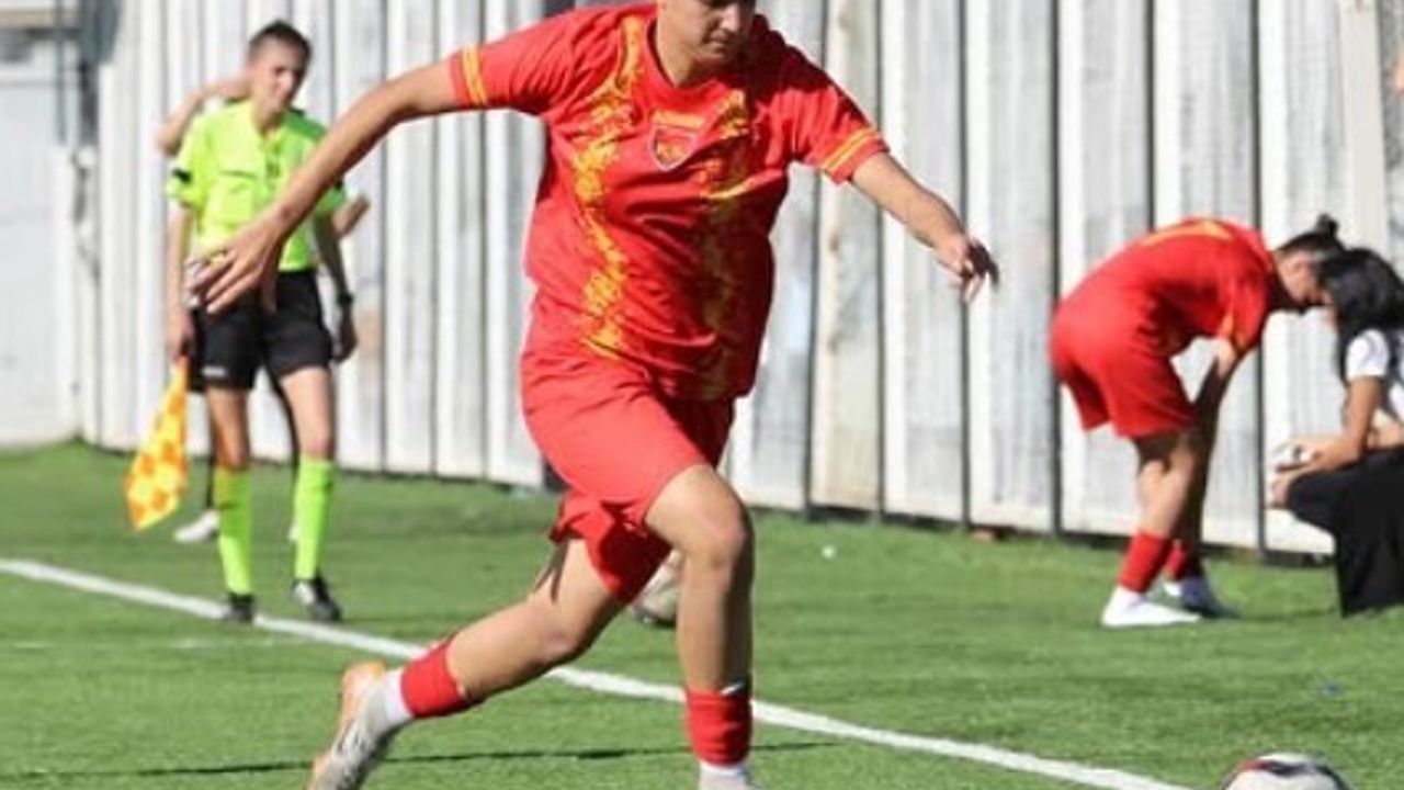 Zeynep Bilir U19 Kadın Milli Takım Kampına Katıldı