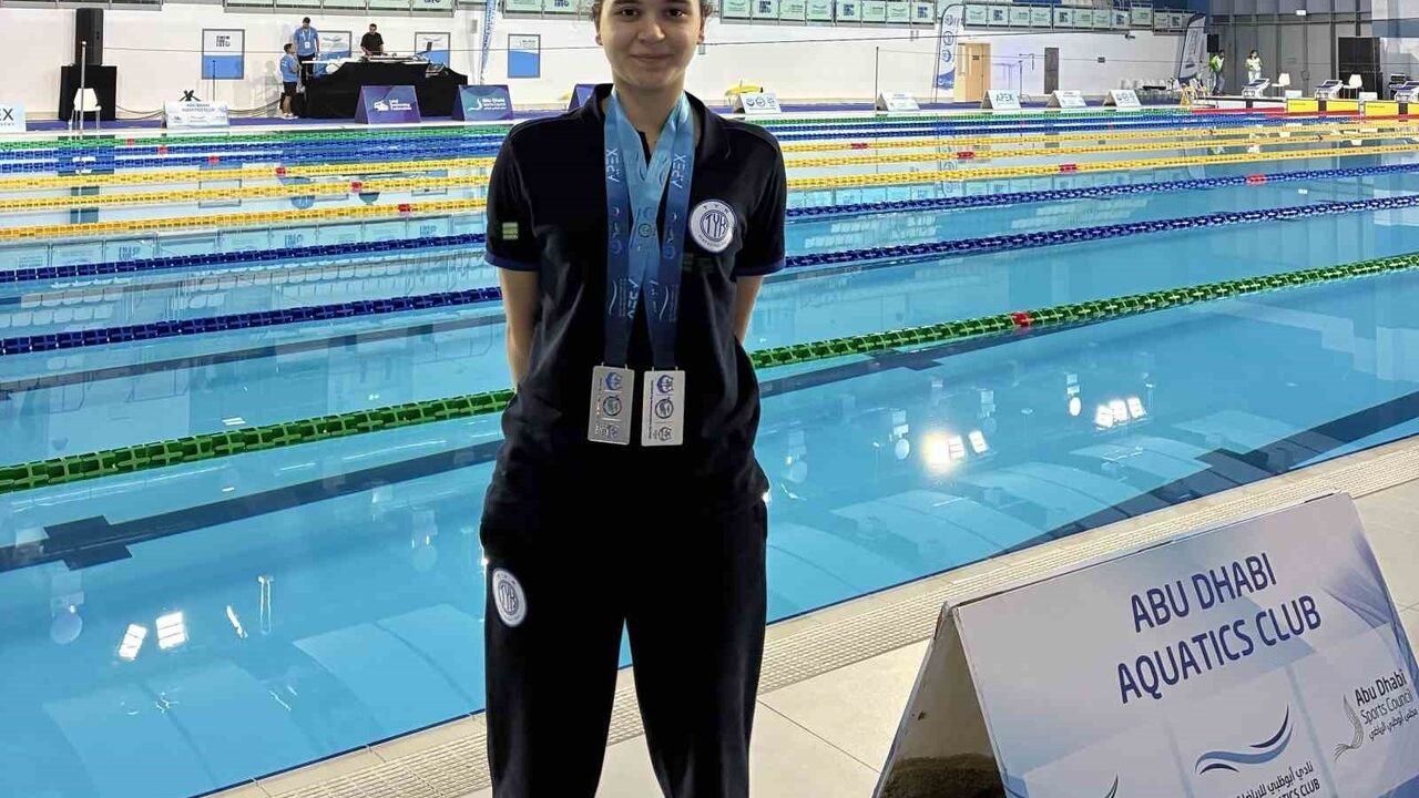 Zeynep Elbir, CMAS Paletli Yüzme Dünya Kupası'nda Türkiye'ye dünya ikinciliği kazandırdı