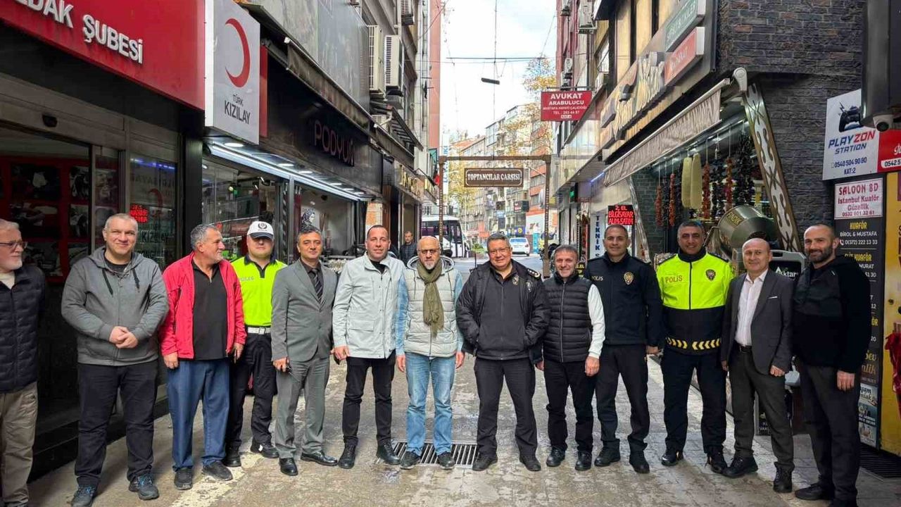 Zonguldak İl Emniyet Müdürü Sinan Ergen Toptancılar Sokağı Esnafıyla Görüştü