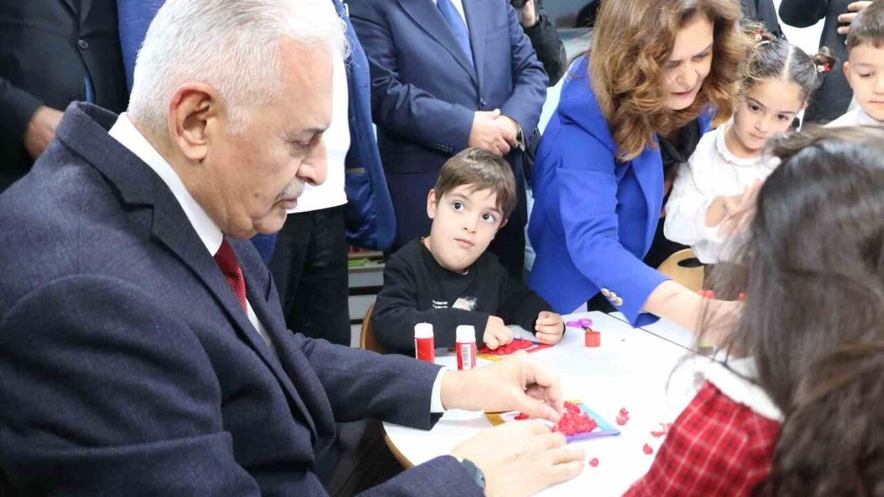 Zonguldak'ta Öget Şen Kızılay Anaokulu Açılışı