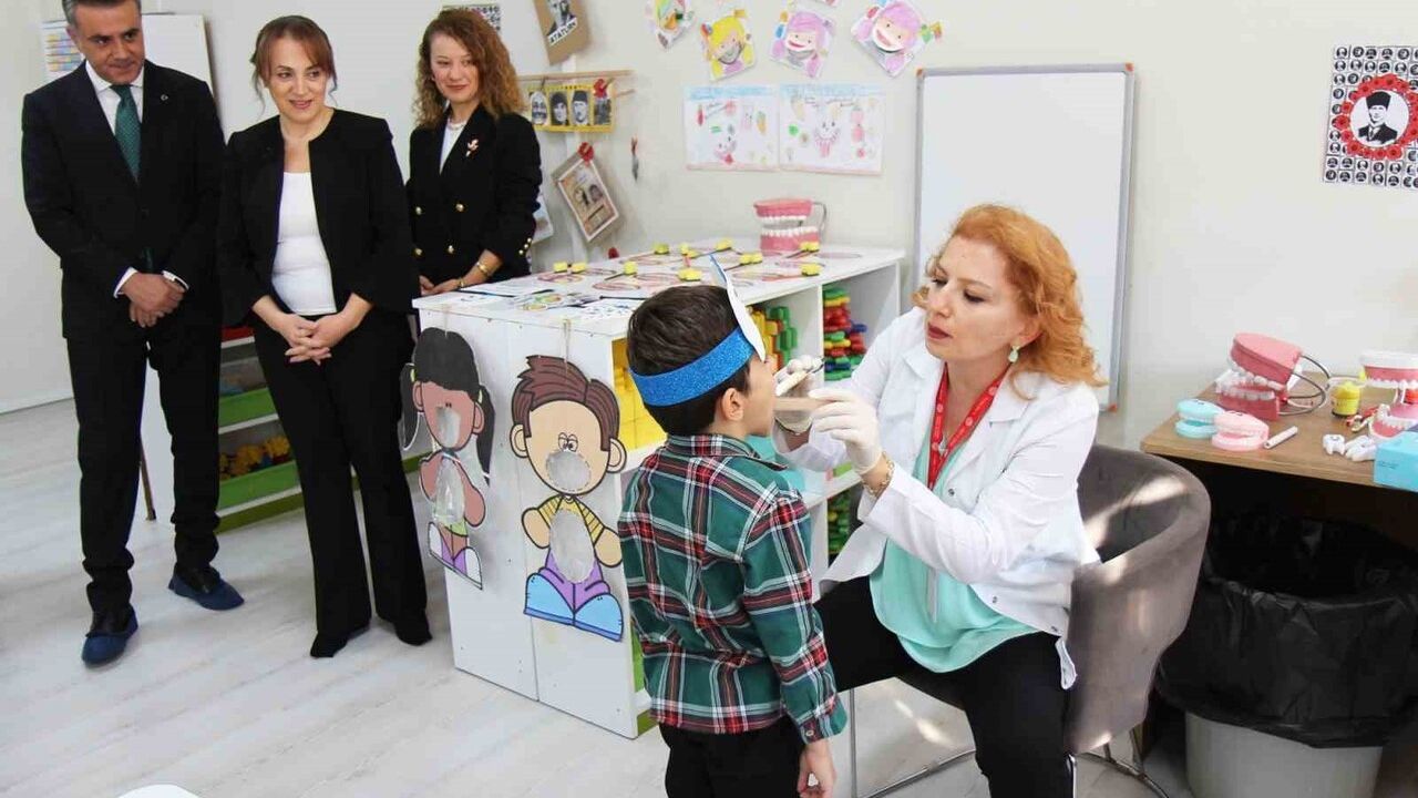 Zübeyde Hanım Anaokulu’nda Ağız ve Diş Sağlığı Eğitimi