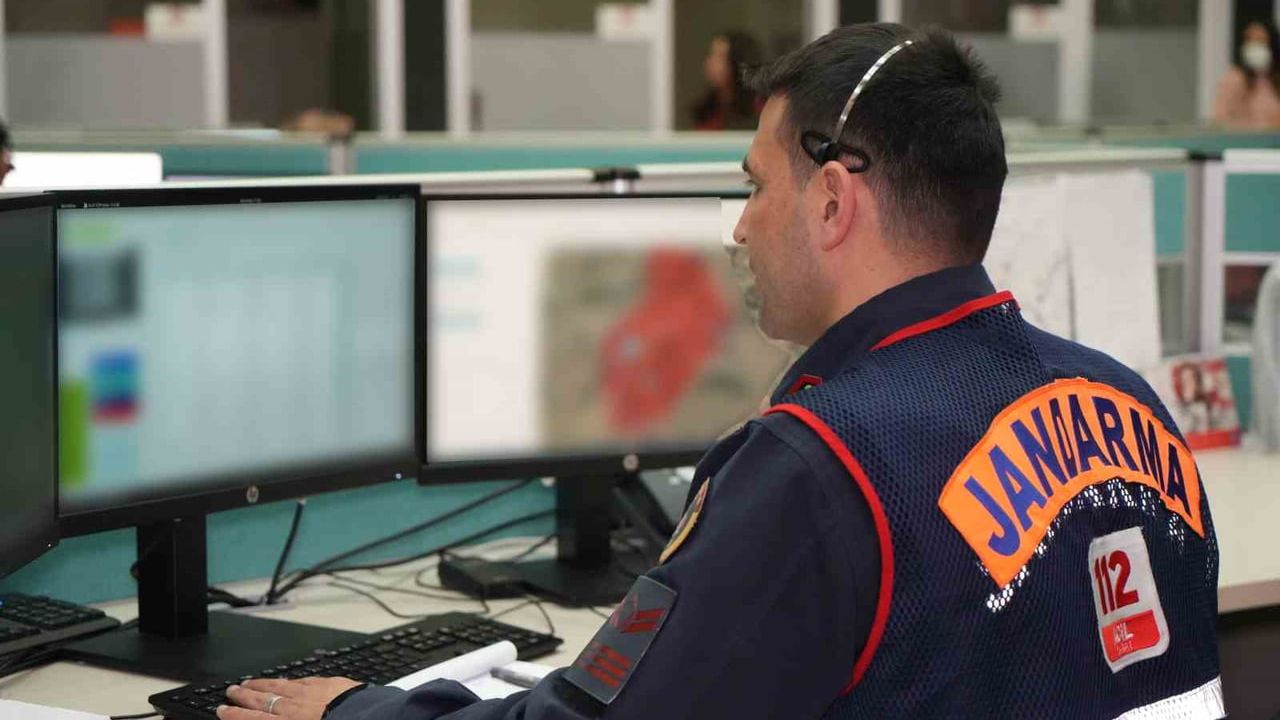 112 çağrılarında şaşırtan vakalar: Elon Musk'la Mars isteği de var