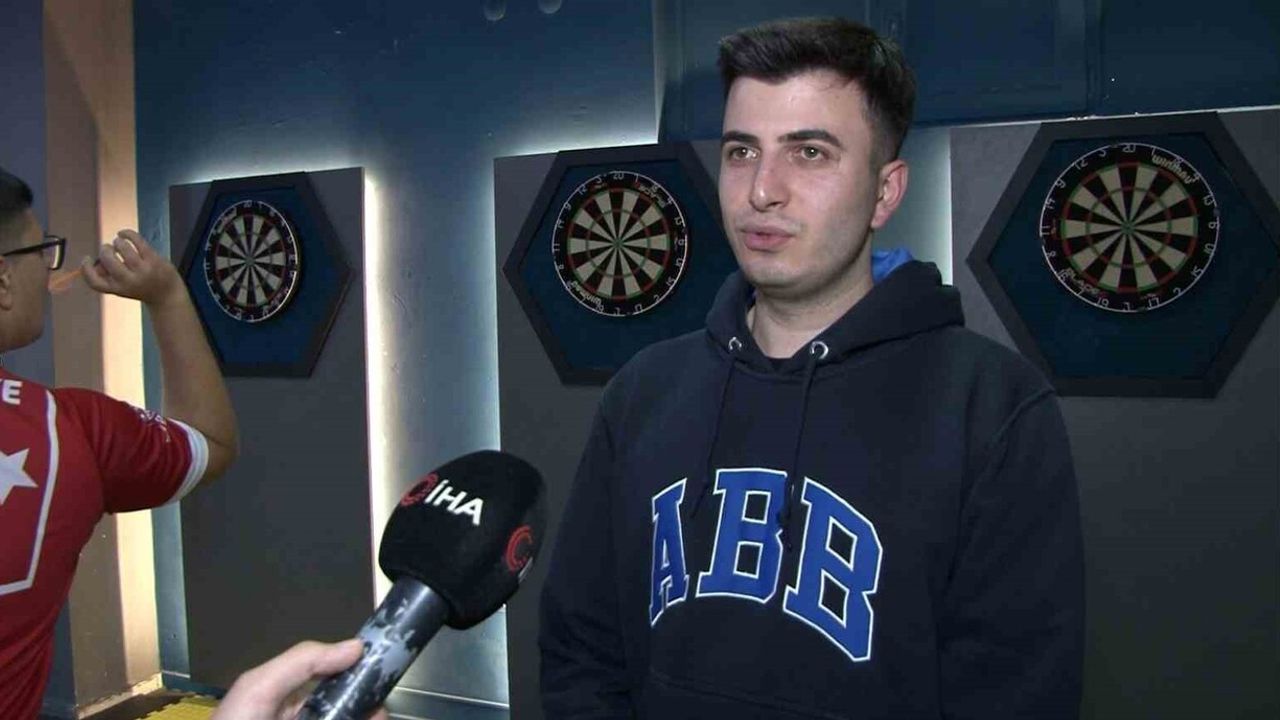 15 yaşındaki milli dartçı Faruk Berkay Atasayar’ın ulusal ve uluslararası başarıları