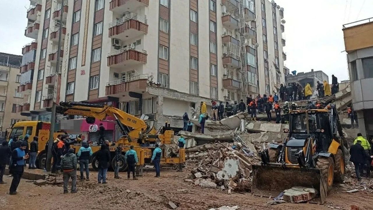 3 yıldır kırmızı bültenle aranan müteahhit tutuklandı