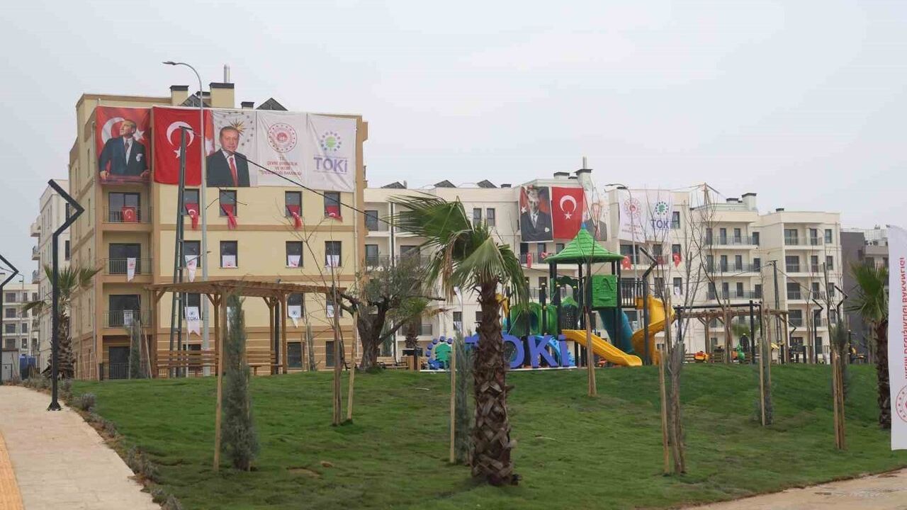 500 bin sosyal konuta 5 milyon 440 bin başvuru geldi — Murat Kurum açıkladı