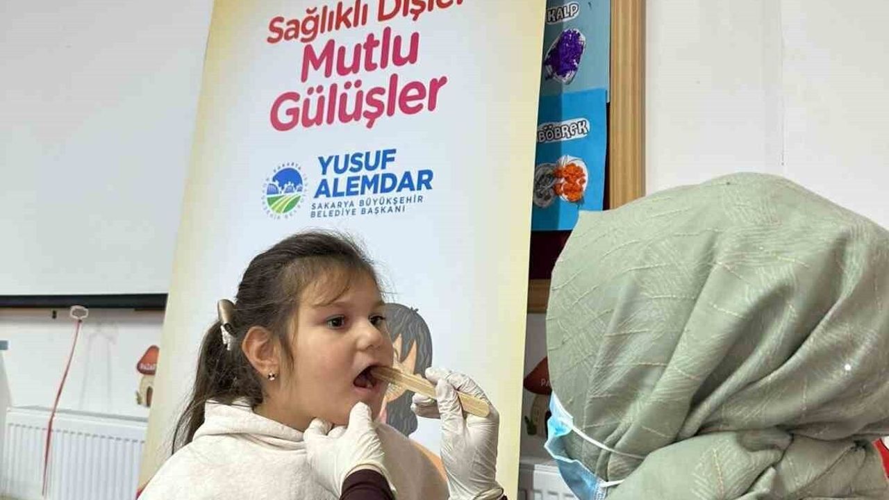 550 minik öğrenciye ağız ve diş sağlığı taraması