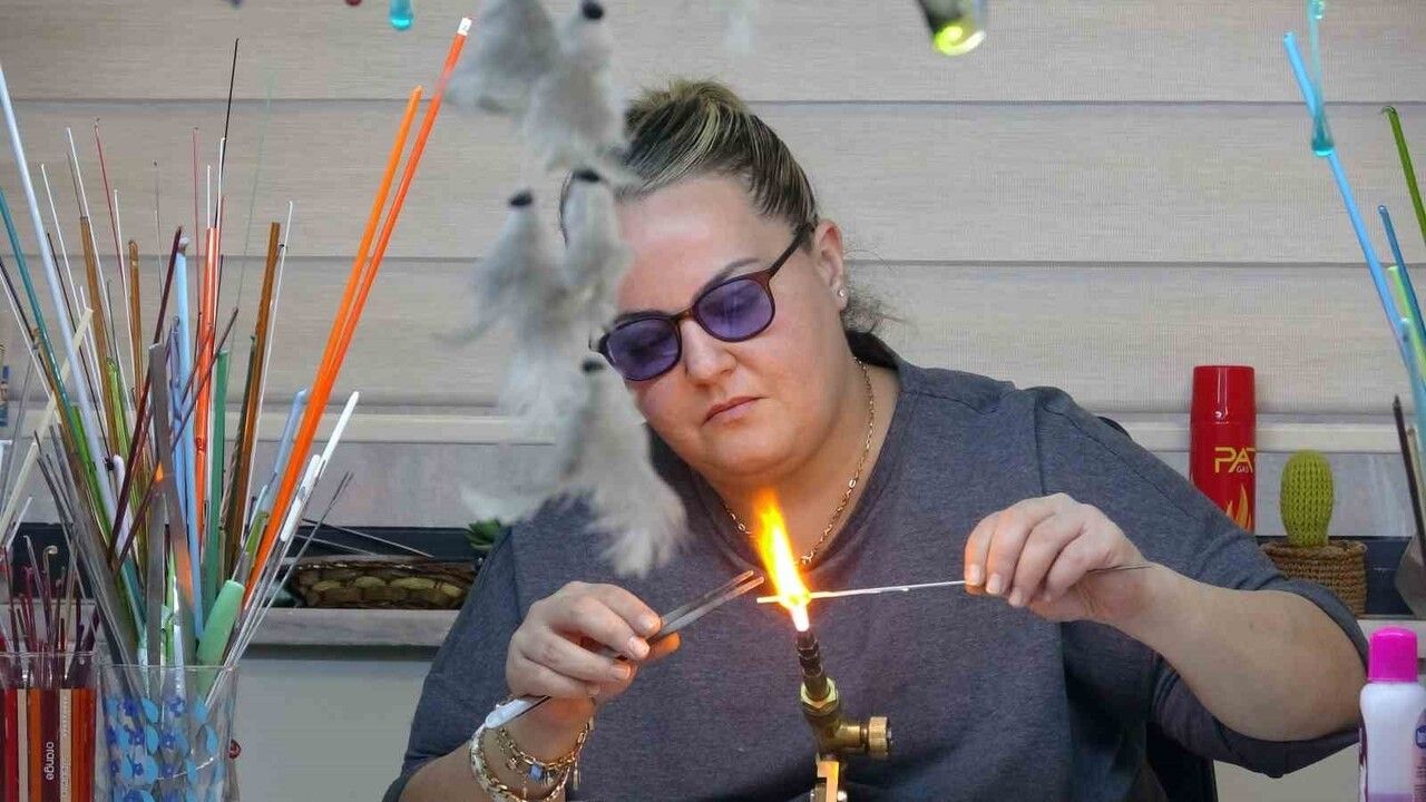 800 Derecede Cam Sanatı: Gaziantep'te Kadınların Ateşle Yaratımı