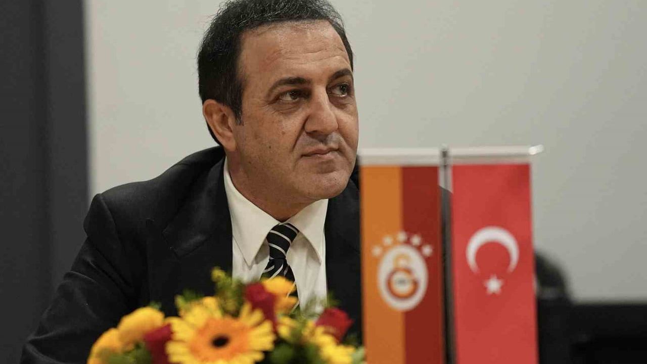 Abdullah Kavukcu: Orta saha önceliğimiz, güçlü bir transfer istiyoruz