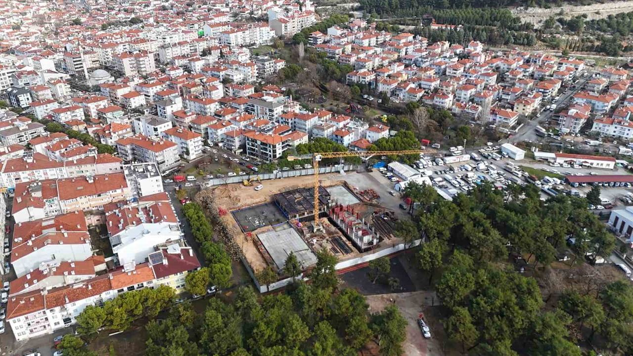 Abide H. Nuri Öncüer Huzurevi deprem dayanıklı şekilde yeniden inşa ediliyor