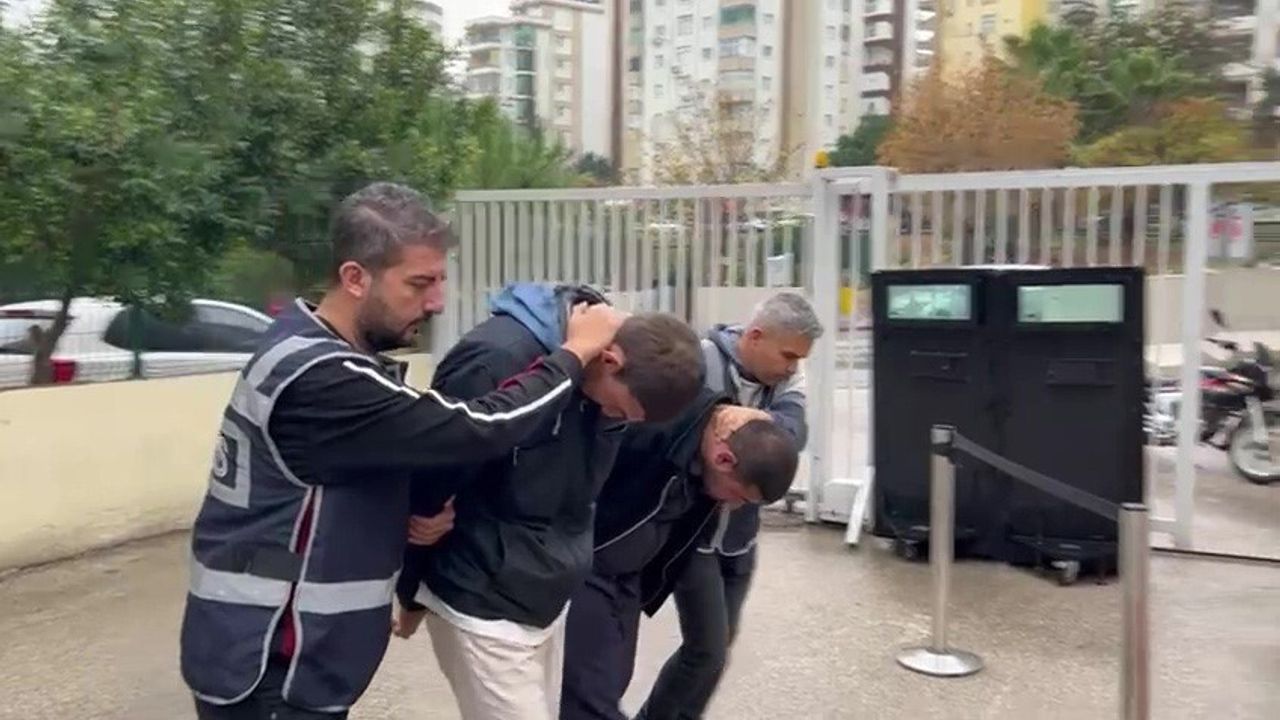 Adana'da bisikletli çocuğa saldırı: 2 şüpheli gözaltına alındı