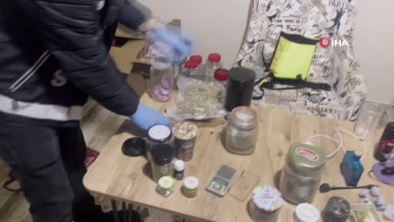 Adana'da iklimlendirme sistemli villa baskını: İki sevgili tutuklandı