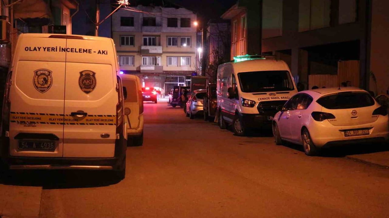 Adapazarı'nda inşaat sahasında erkek cesedi bulundu