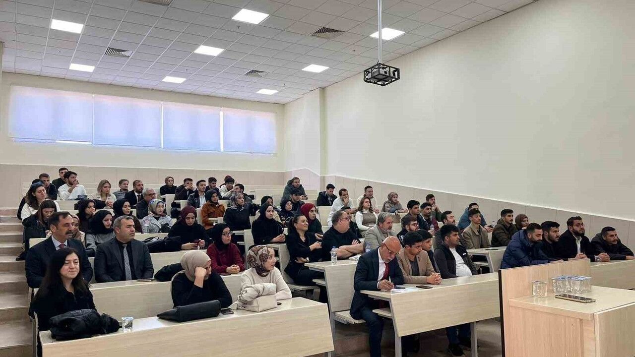 Adıyaman Üniversitesi İİBF’de STK Zirvesi Düzenlendi