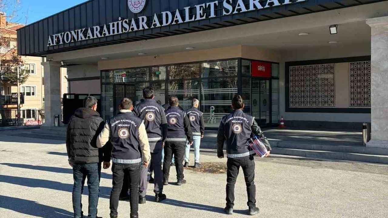 Afyonkarahisar’da düzensiz göçmen operasyonu: 4 kişi tutuklandı