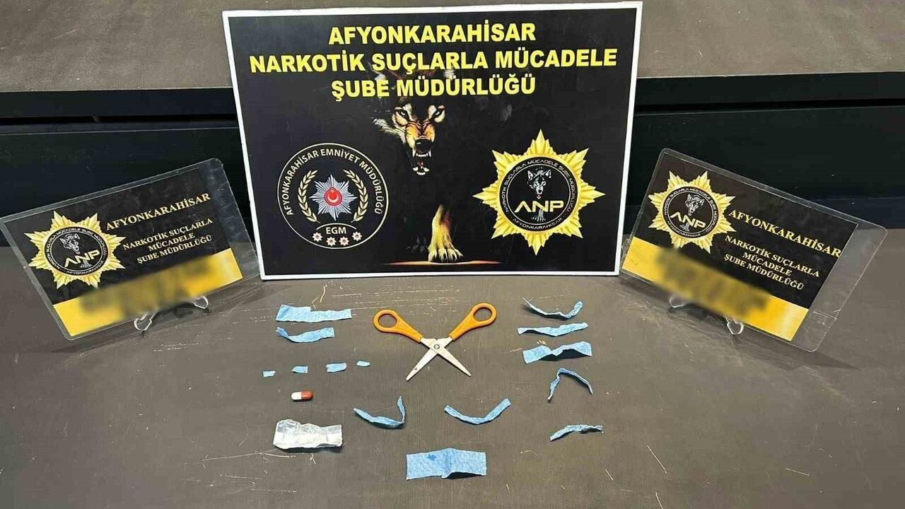 Afyonkarahisar'da torbacı operasyonu: 3 kişi tutuklandı