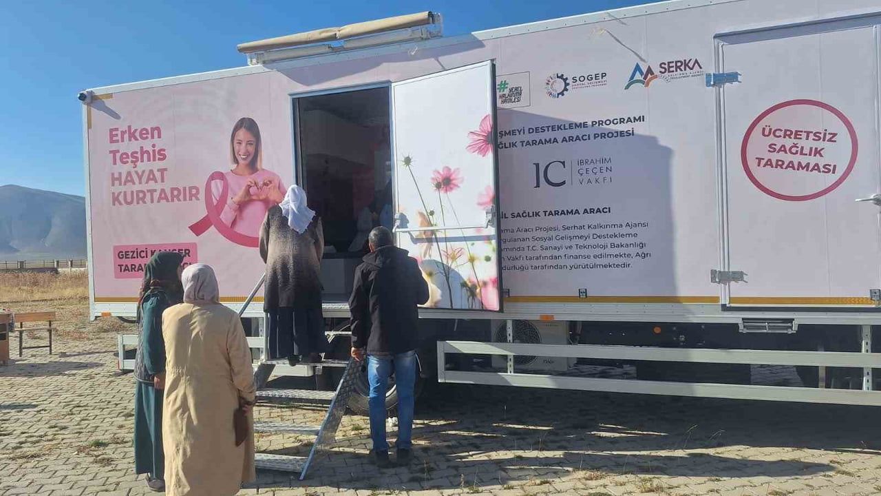 Ağrı'da gezici kanser tarama aracı köy köy kadınlara ücretsiz hizmet sunuyor