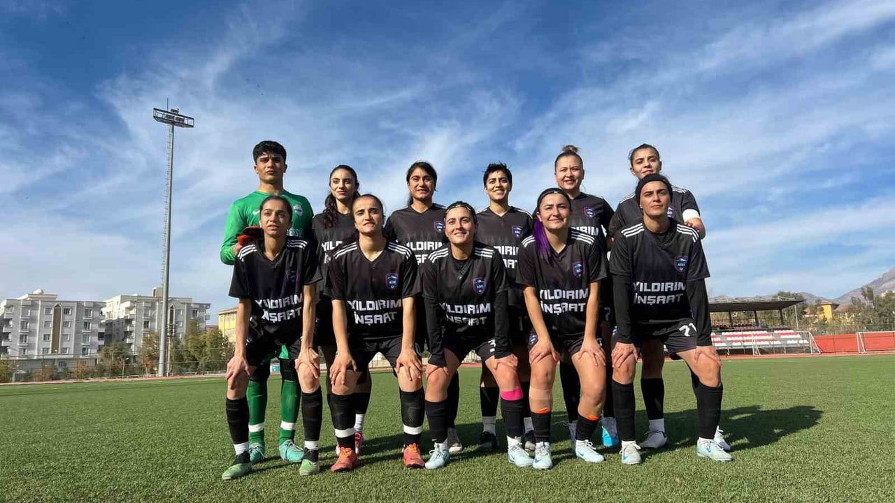 Ağrı Kadın Takımı Silopi deplasmanından 3-2 galibiyetle döndü