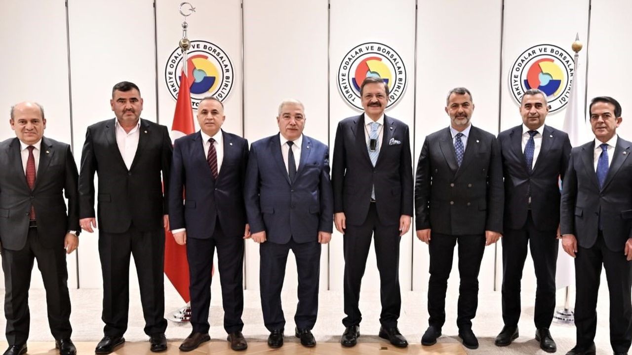 Ahmet Çetin, TOBB İklim Değişikliği ve Çevre Kurulunda Edremit'i temsil etti