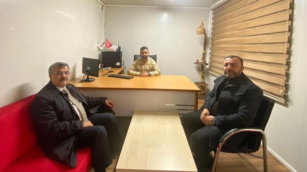 AK Parti'den 10 Aralık Dünya İnsan Hakları Günü mesajı