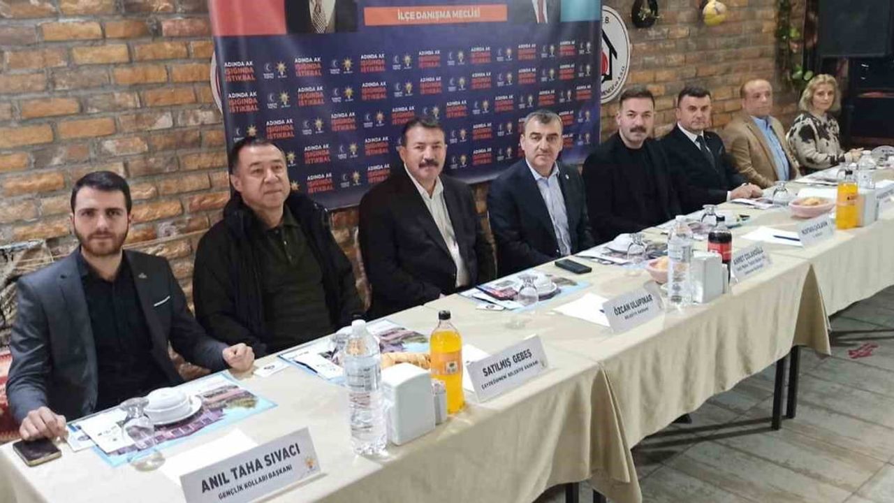 AK Parti Devrek İlçe Teşkilatı Danışma Meclisi Toplantısı Düzenledi