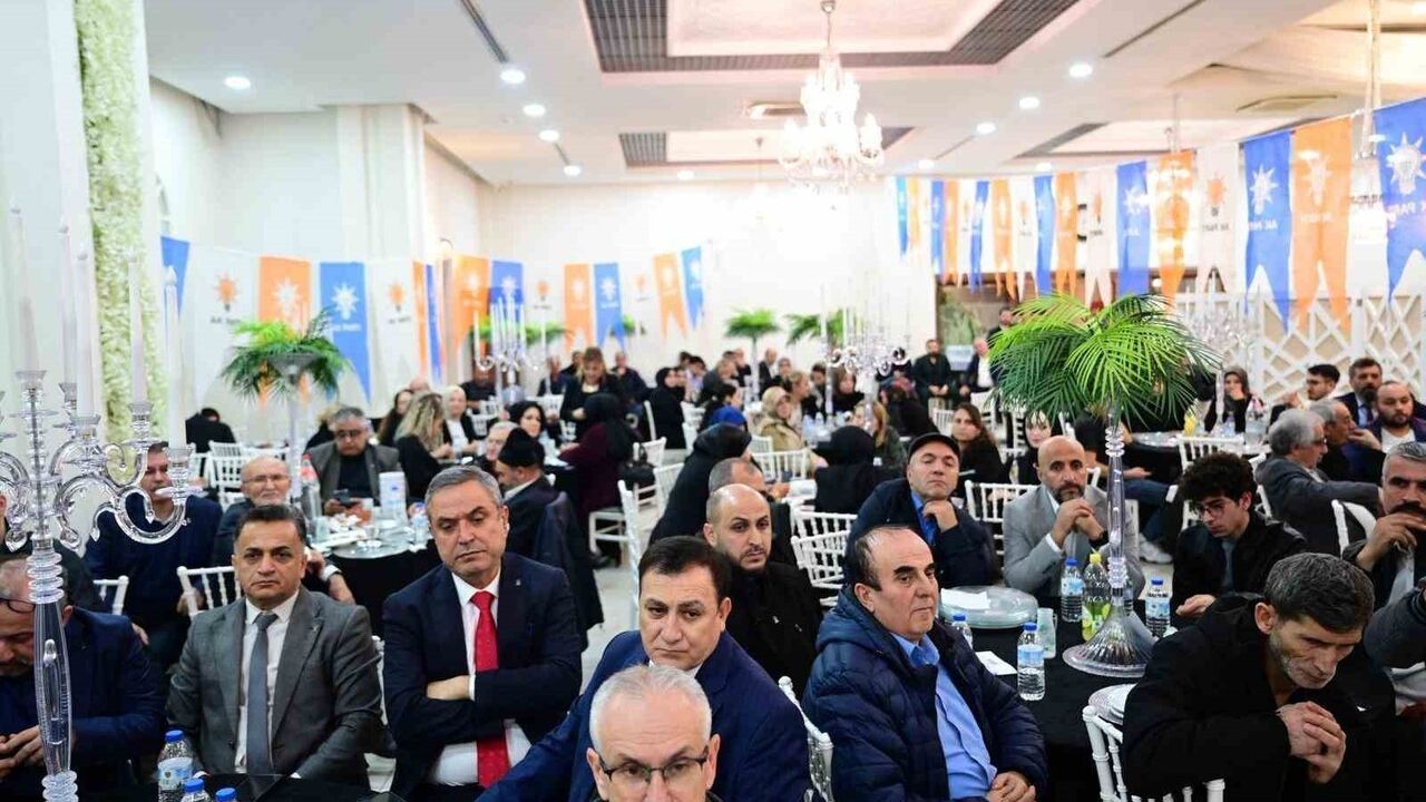 AK Parti Nilüfer 3 bin yeni üyeyle büyümeye devam ediyor