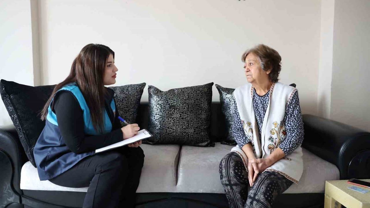 Akdeniz Belediyesi onkoloji hastaları ve engelli bireylere psikososyal destek veriyor