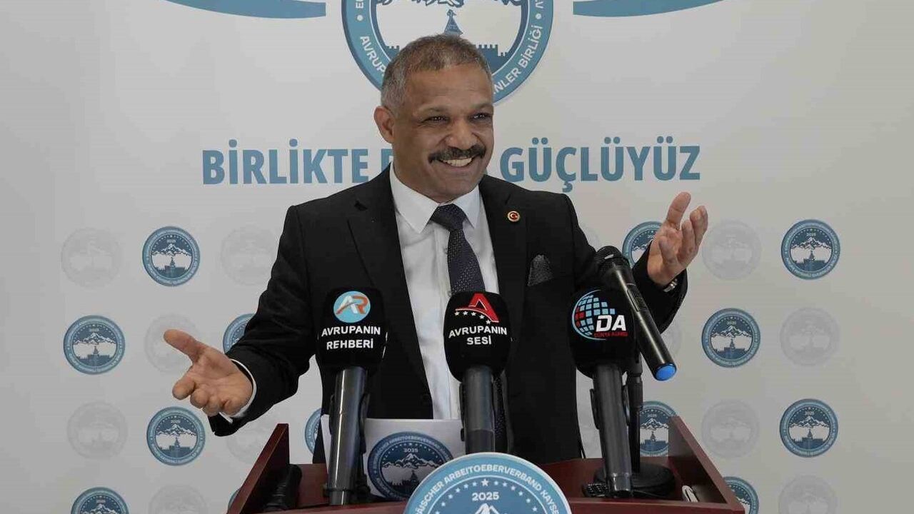 AKİB'de Ali Hazar oy birliğiyle yeniden başkan seçildi