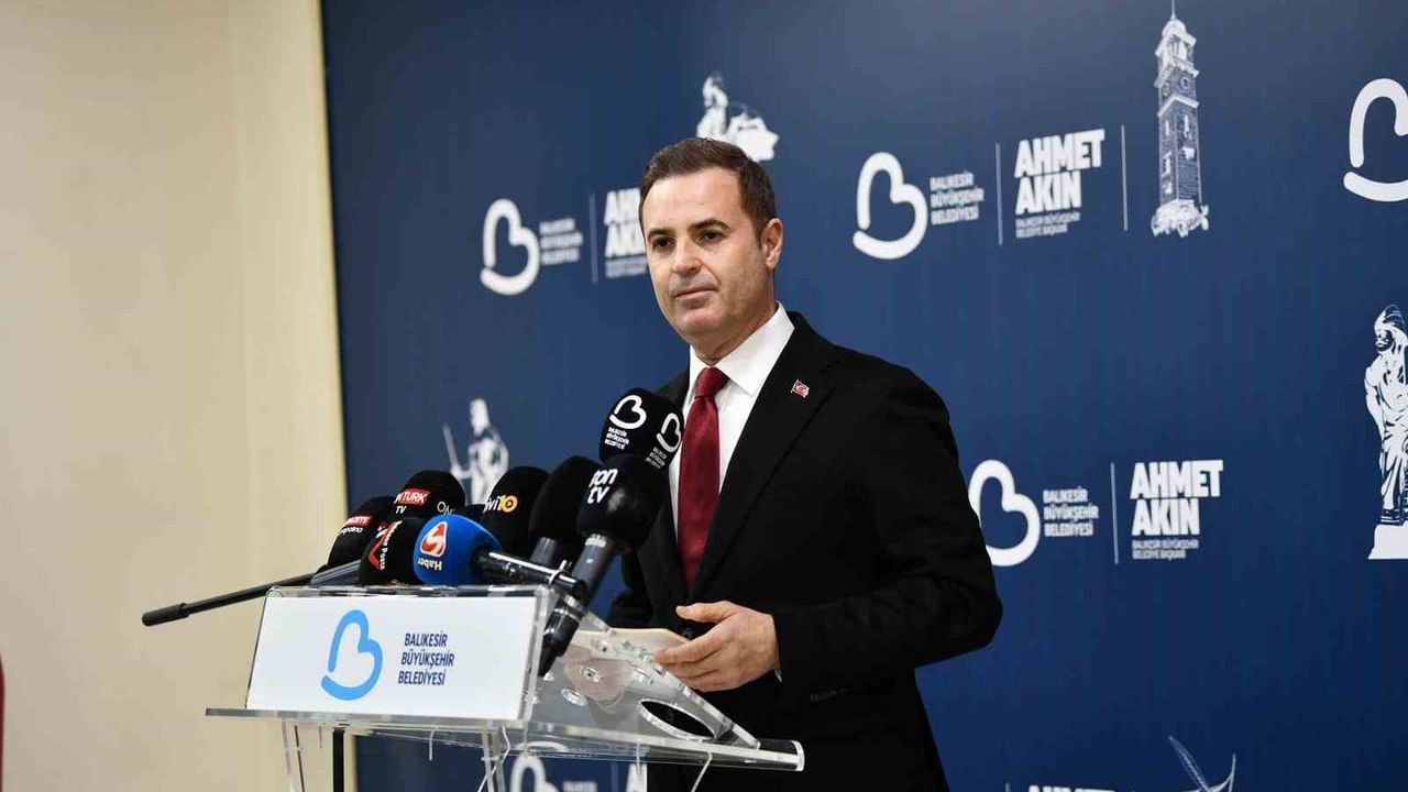 Akın: 2025'te Balıkesir'e Yatırım ve Hizmet Vurgusu