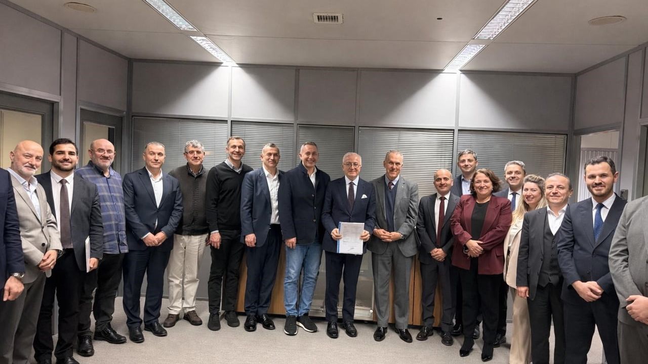 Aksa Doğalgaz, AGDAŞ'ı bünyesine kattı