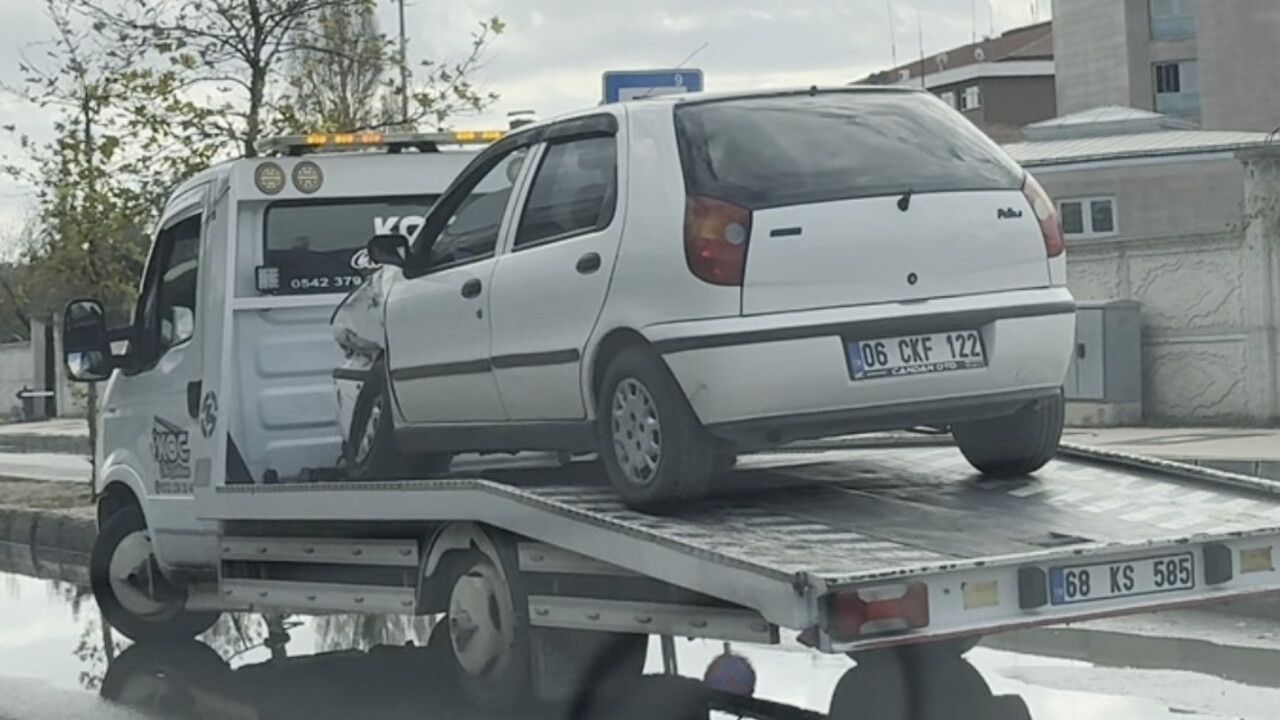 Aksaray'da maddi hasarlı kaza sonrası yakını kalp krizi geçirdi