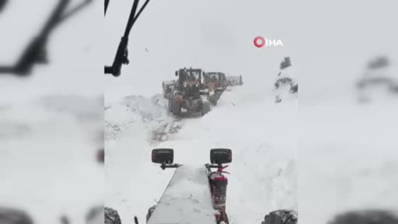 Aksu Yaylası'nda çığ sonrası arama-tarama başlatıldı