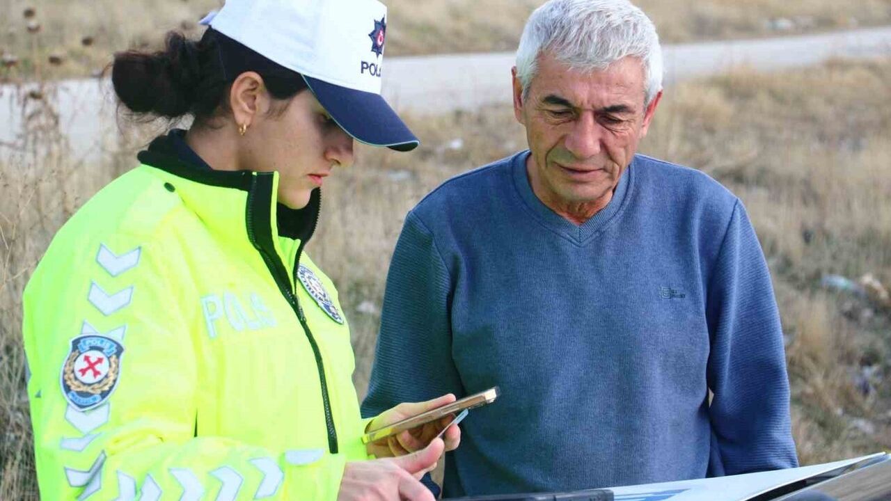 Akyurt’ta Zorunlu Kış Lastiği Denetimleri Sürüyor