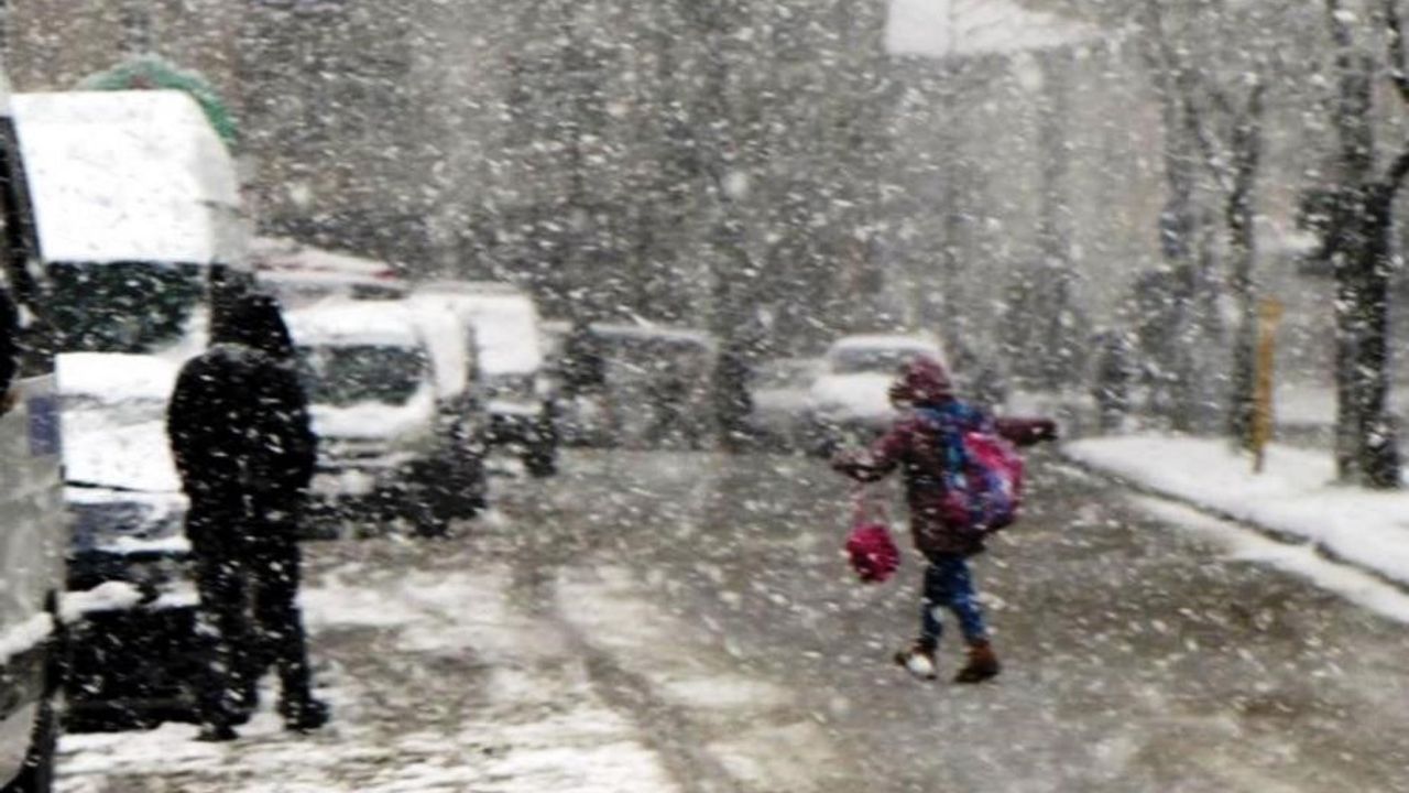 Alaçam'da iki okulda 29 Aralık 2025 Pazartesi eğitime 1 gün ara verildi