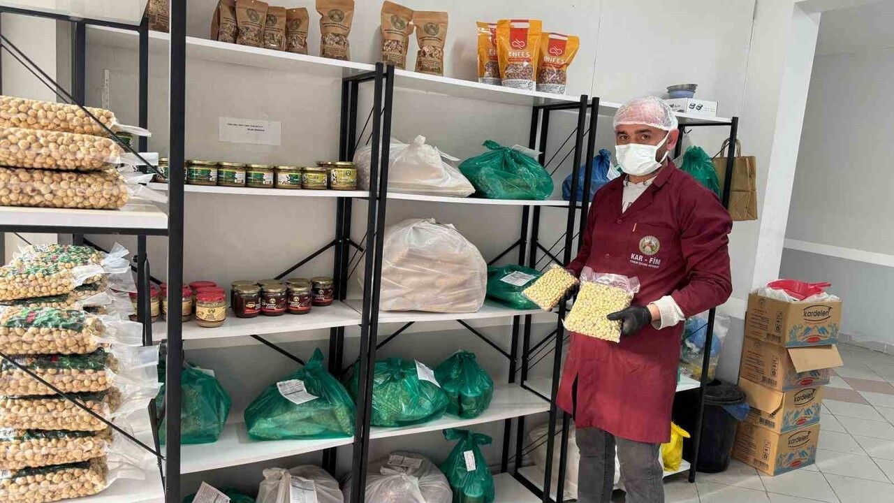 Alaplı'da fındık kavurma tesislerine talep arttı