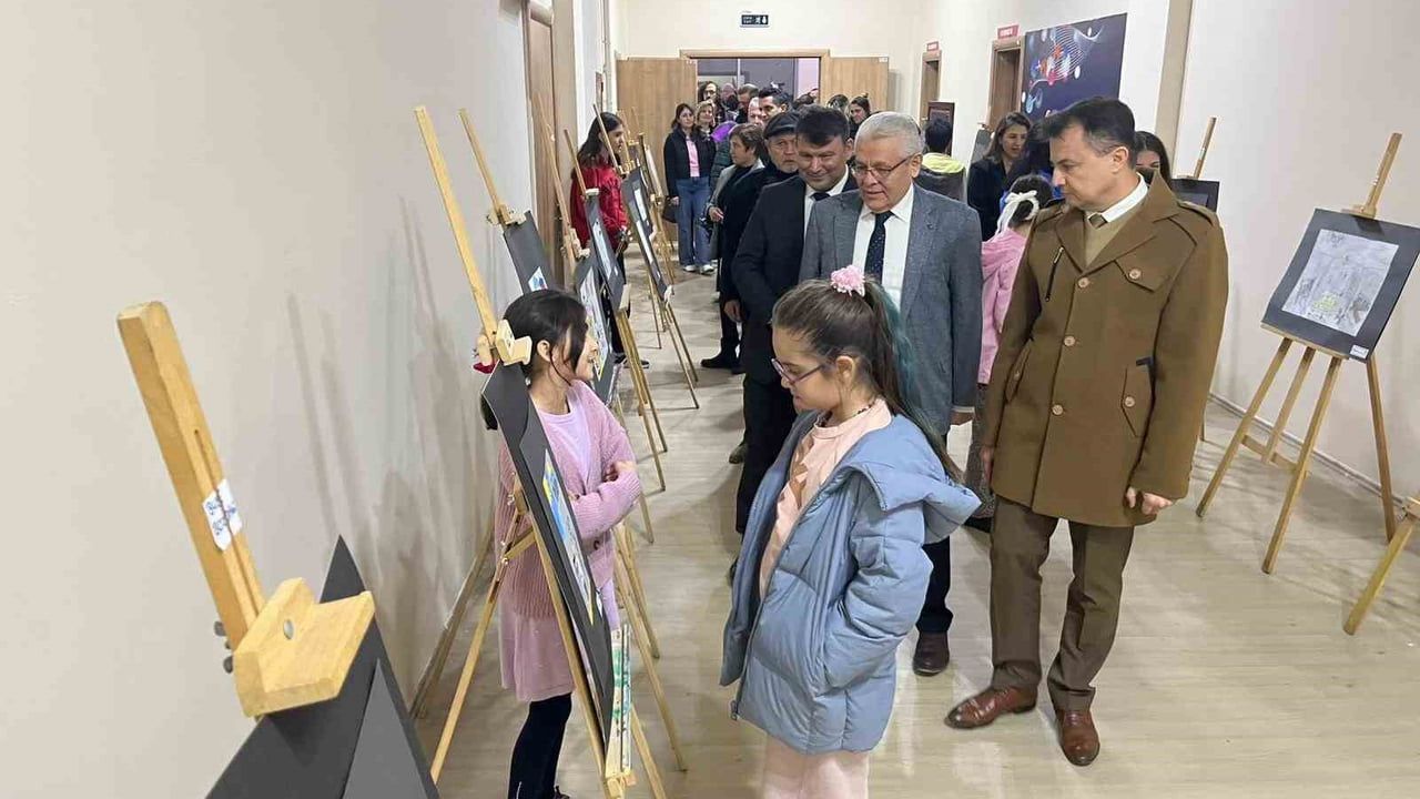 Alaşehirli öğrencilerden Filistin'e şiirlerle dayanışma