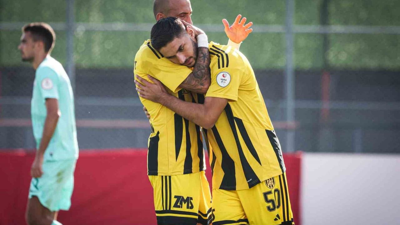 Aliağa FK devre arasına formsuz girdi