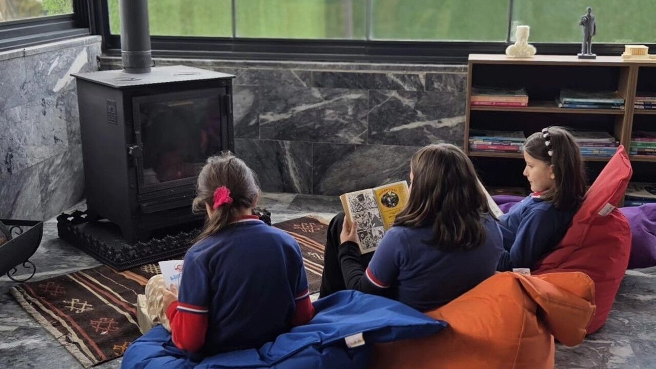 Altıntaş'ta Okuyan Nesil ile Kitap Okuma Etkinliği