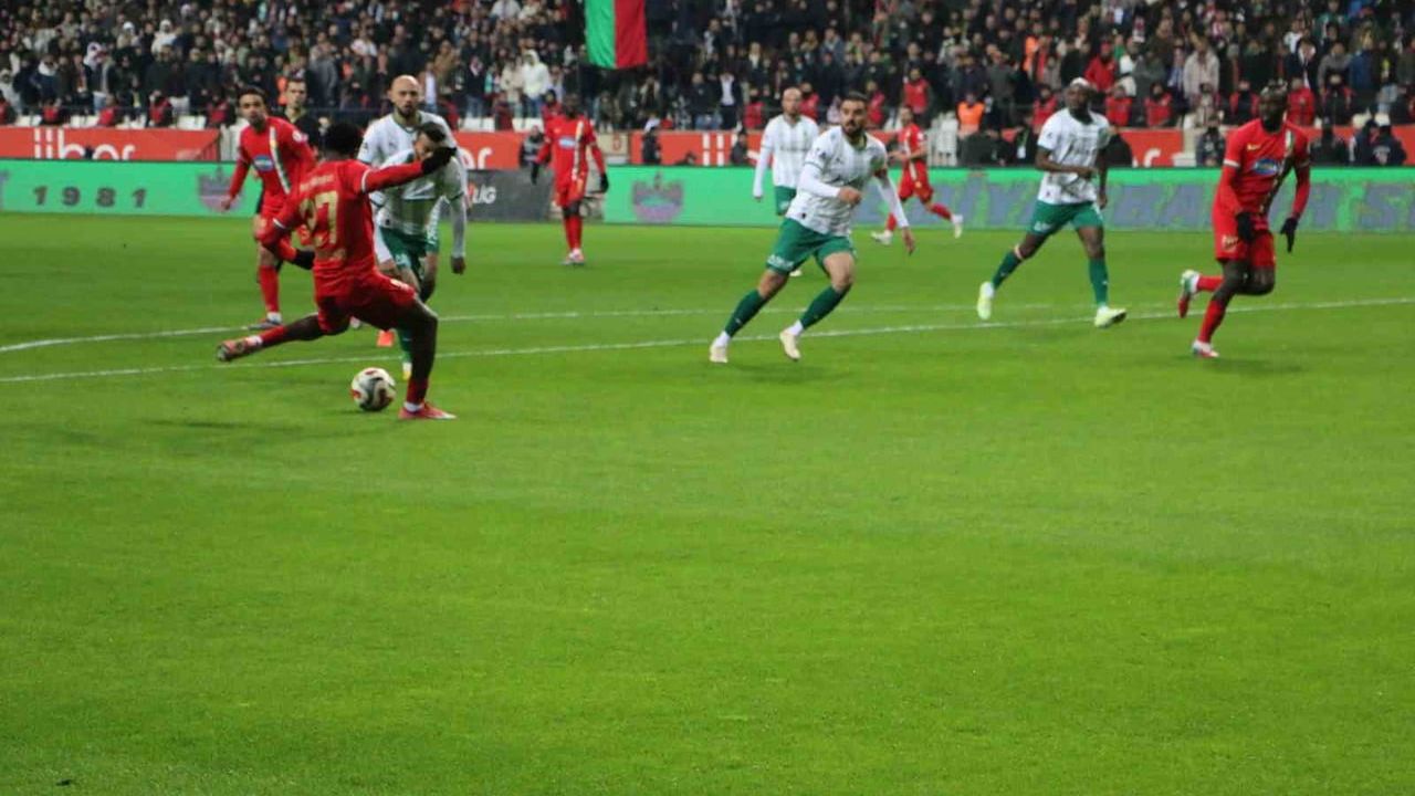 Amed Sportif Faaliyetler 3-0 Iğdır FK | Trendyol 1. Lig 17. Hafta